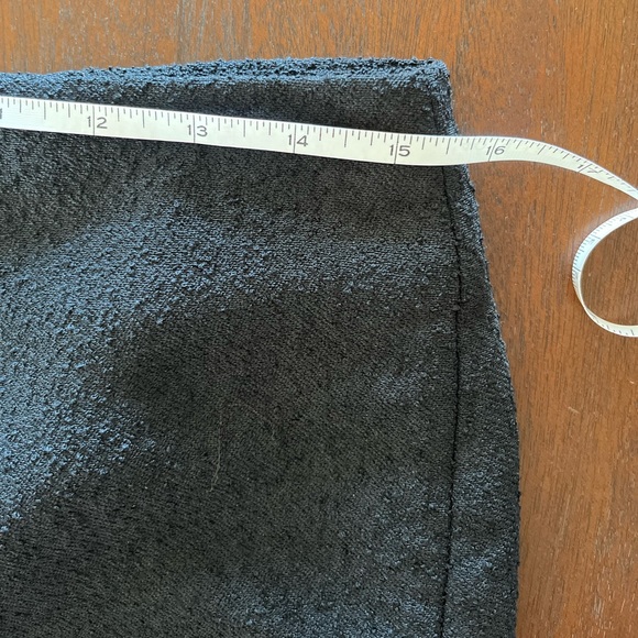 Ann Taylor black dark gold crinkle fabric bottom detail skirt - Picture 6 of 9